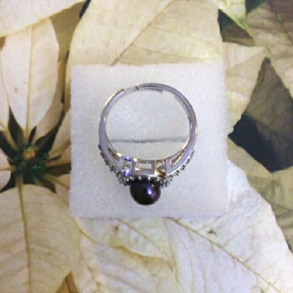 Black Pearl Halo Ring - Picture 6 of 7